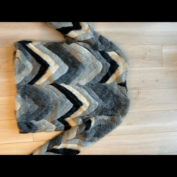 Multicoloured faux fur coat from a boutique in Paris - Picture 2 of 3